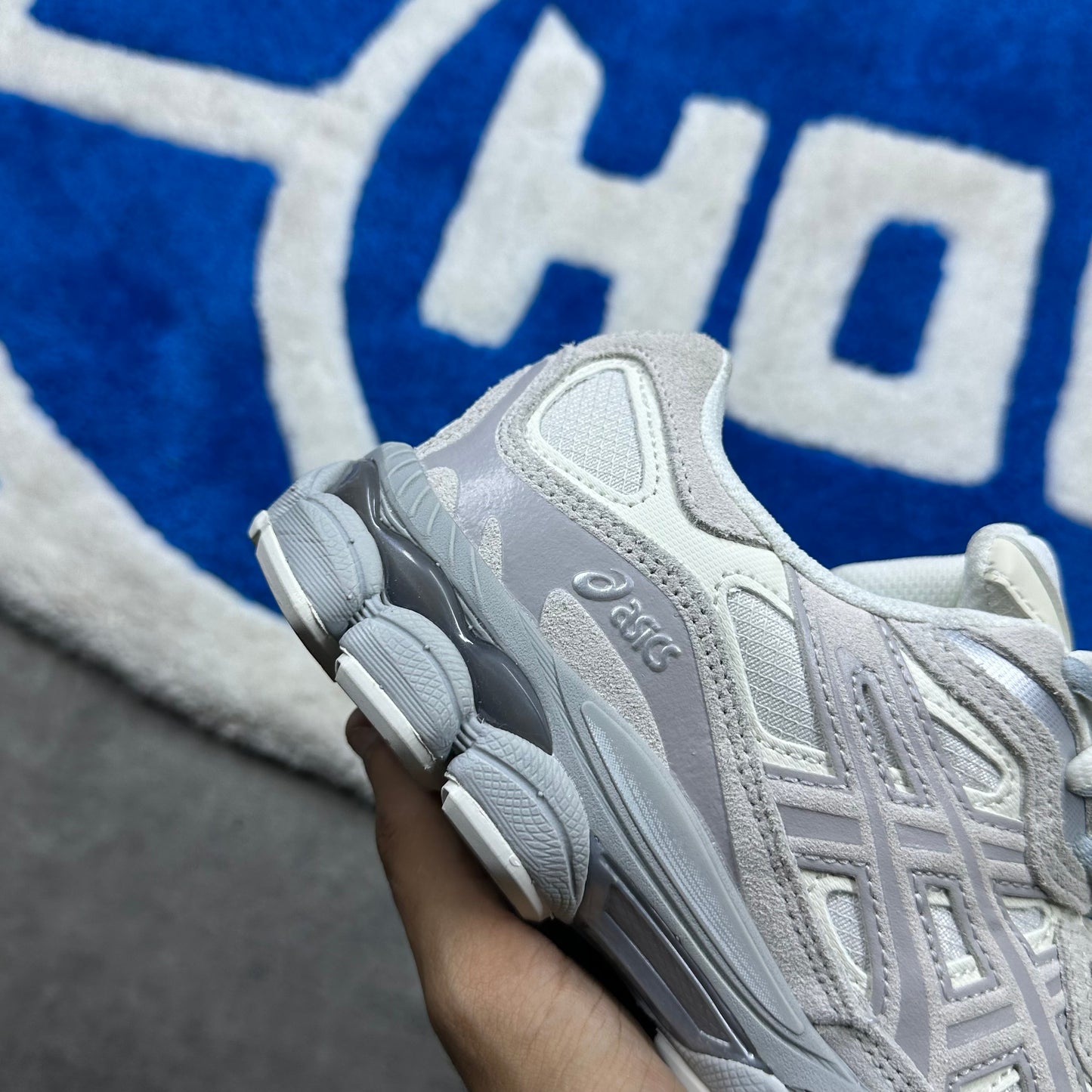 ASICS NYC LIGHT GREY double laces