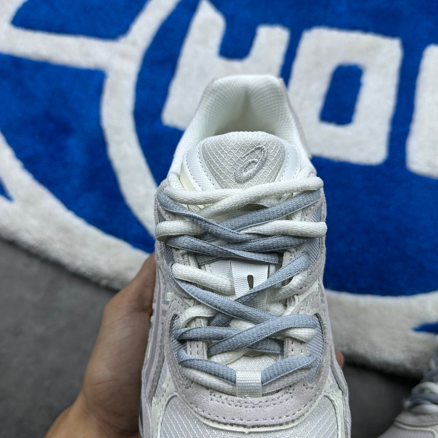 ASICS NYC LIGHT GREY double laces