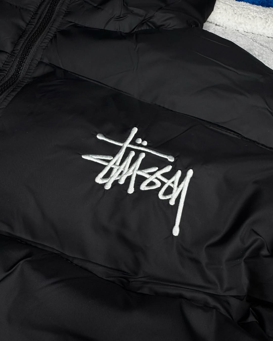 STUSSY BLACK